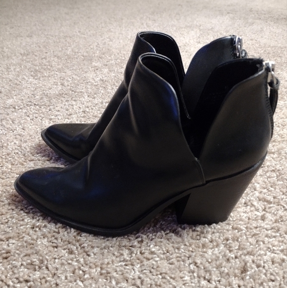 A New Day Beatrix Cut Heeled Booties - Picture 5 of 12